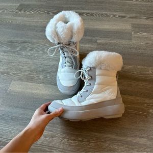 White Snow Boots